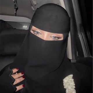 م | رِهام عبدالله👷🏻‍♀️
