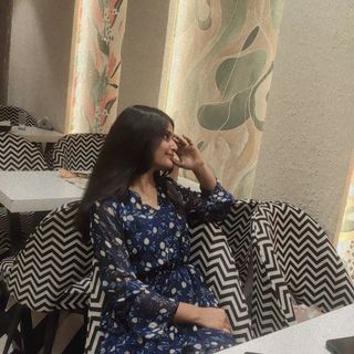 Yashika🌷