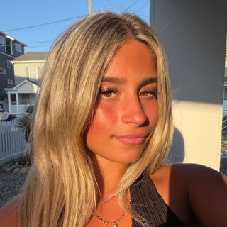 Bella Stolz