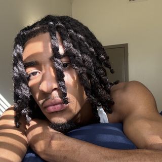Izzy🧞‍♂️