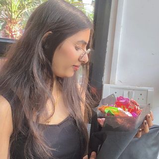Shreyaa🌙