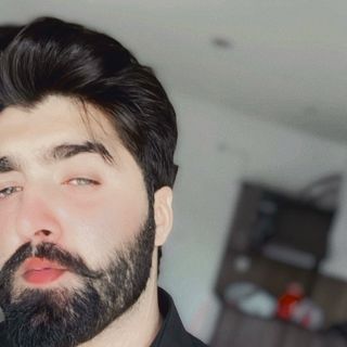 BLACK WĪNE 🇬🇧🇵🇰