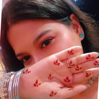 Komal Shakya ♡