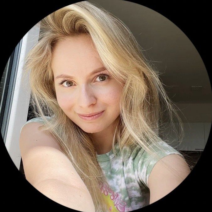 hollymurrayy