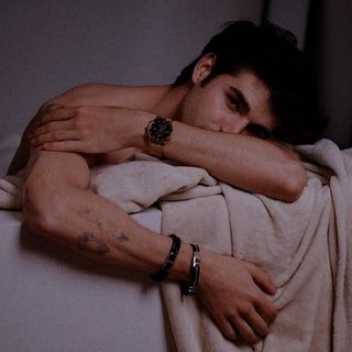 𝐙𝒂𝒗𝒊🖤