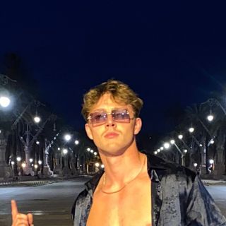 Ashton