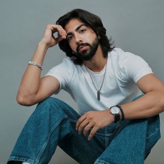 ESHAAN DUGGAL