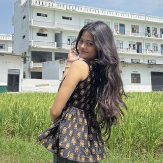 Yashi garg🕊️