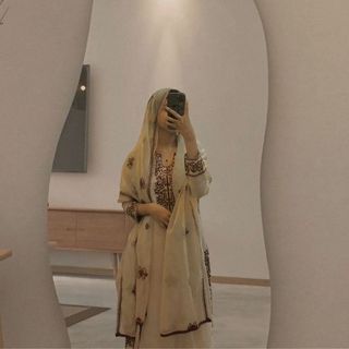 riya.nasr