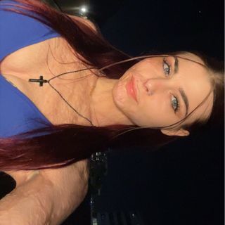 bri 🪩🍒