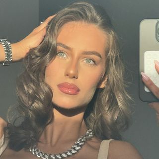 Molly Richards