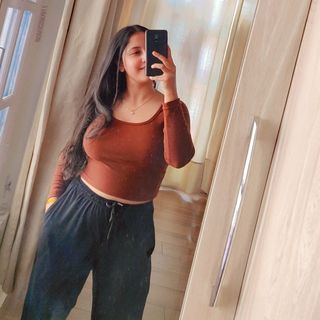 Shreya Chauhan🧿