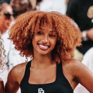 Elysha À Paris 🩵