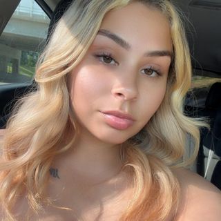 𝒯𝒶𝓎𝓁ℯ𝓇 ♡
