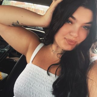 💋 𝒩𝒶𝓉𝒶𝓁𝒾𝑒 💋
