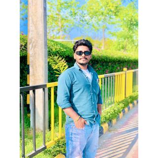 MUSAFIR LADDI