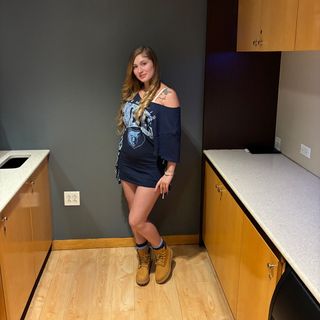 Jada May 🦋