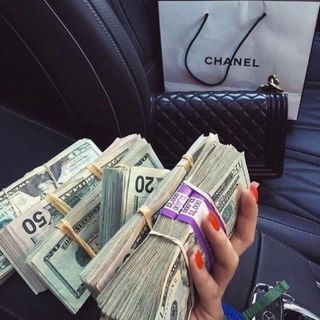 Irina Alizadeh💸