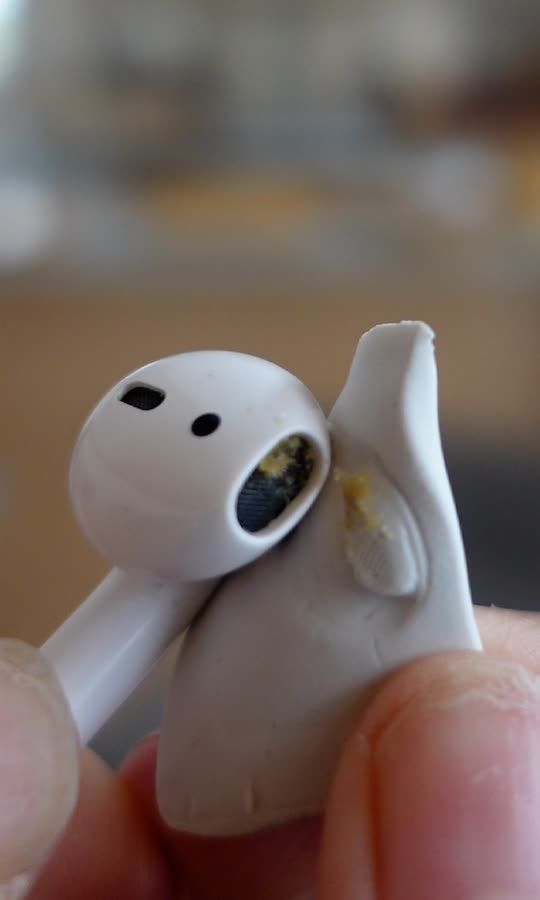 Is This The 'Ultimate' Way To Clean AirPods?
