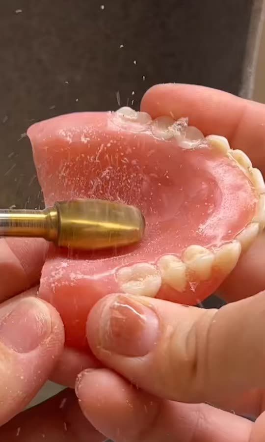 How Fake Teeth Are Made