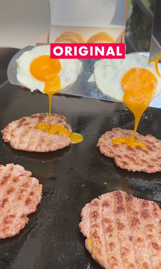 Buttrige Frühstücks-Smashed-Burger