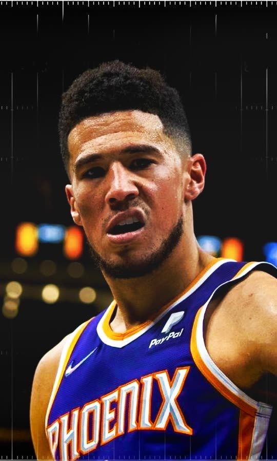 See How Devin Booker Is Living His New Single Life 👀