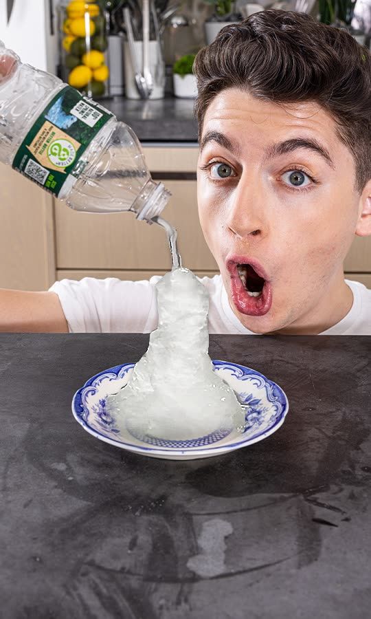 I Attempted The Instant Ice Science Experiment 🧊😱