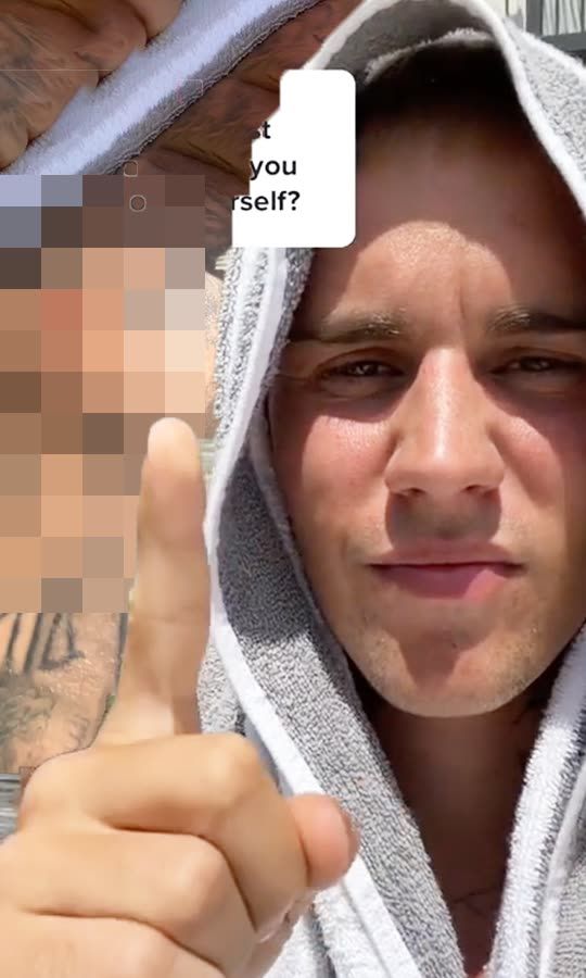 Justin Reveals His Fave Body Part 👀