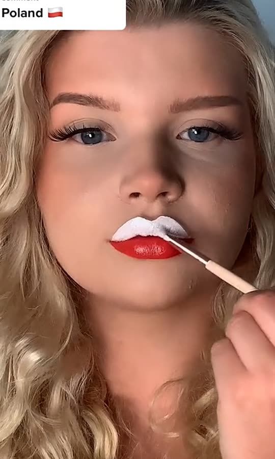 Trying Flags As Lipstick 🇵🇱