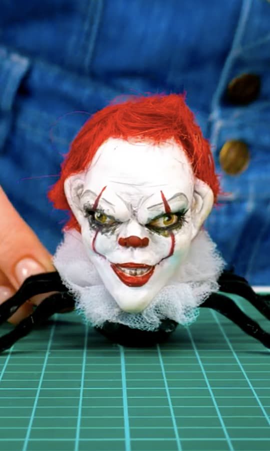Pennywise is at my house! DIY "It" miniature