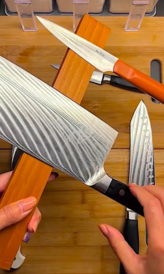 DIY Magnetic Knife Rack! 🔪