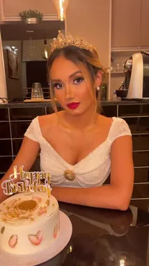 Mari Aminah (@mari_aminah) | Snapchat Stories, Spotlight & Lenses