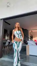 Mari Aminah (@mari_aminah) | Snapchat Stories, Spotlight & Lenses