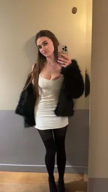 Meg Nutt (@megnutt02lovesu) | Snapchat Stories, Spotlight & Lenses