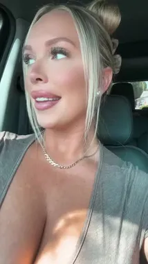 Kelsea 🥰 (@kelsea_annxo) Snapchat Stories, Spotlight & Lenses
