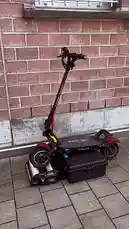 This test shows the real-world speed performance of the Vepace Dualtron Max electric scooter. Watch as the scooter is tested on a roller dyno, with its speedometer displaying actual speeds reaching over 60 km/h. This is a practical look at the scooter's capabilities. by @vepace with Original Sound by vepace