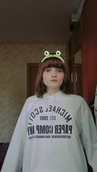 Preview for a Spotlight video that uses the frog crown Lens