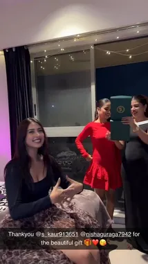 Sana Khan (@itsmesana_9) | Snapchat Stories, Spotlight & Lenses