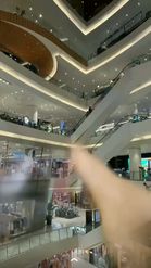 Preview for a Spotlight video that uses the mall Lens
