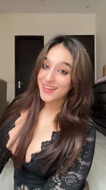 Noor Arora (@nooraroraa9) | Snapchat Stories, Spotlight & Lenses