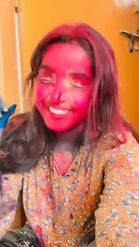 Preview for a Spotlight video that uses the Holi Colourful Hearts Lens