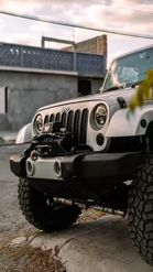 Preview for a Spotlight video that uses the Jeep Lens