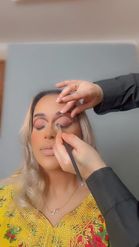 Preview for a Spotlight video that uses the Faux Foundation Lens