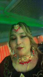 Preview for a Spotlight video that uses the kira kira Beauty Lens