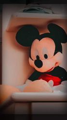 Preview for a Spotlight video that uses the Mickey mouse Lens