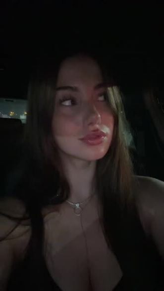 Faye🥀 (@realfayesxh) Snapchat Stories, Spotlight & Lenses