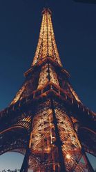 Preview for a Spotlight video that uses the Paris tour Lens