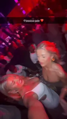 Eve Gale (@evegale) | Snapchat Stories, Spotlight & Lenses