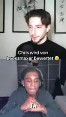 This split-screen video features Chris, who is being analyzed by a 'Looksmaxer.' The top panel shows Chris speaking and gesturing, while the bottom panel displays another individual reacting to the commentary. The reaction is accompanied by German text overlays that highlight specific facial features like 'Gesichtsgröße' (face size), 'Augenbrauen' (eyebrows), and 'Augenhöhlen' (eye sockets). The interaction provides a real-time look at a physical appearance evaluation. by @chris.lvu with chris.lvu by Original Sound