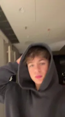 Liam Leigh (@liamleigh) | Snapchat Stories, Spotlight & Lenses